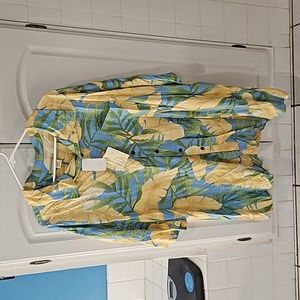 NWT Men's Hawaiian Shirt